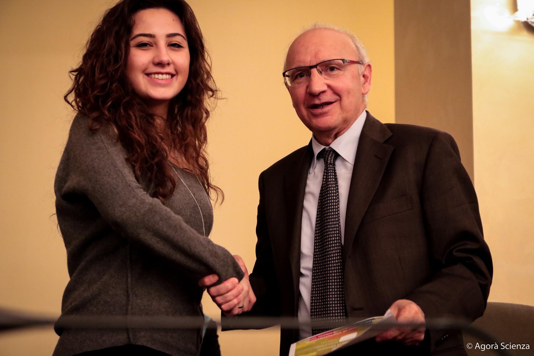 Quando nel dibattito pubblico si affrontano questioni che presentano importanti risvolti bio-etici, spesso la politica rivela le sue insufficienze e i suoi ritardi, mentre le ragazze e i ragazzi del Parlamento degli Studenti si sono resi protagonisti di un momento alto di confronto e discussione.